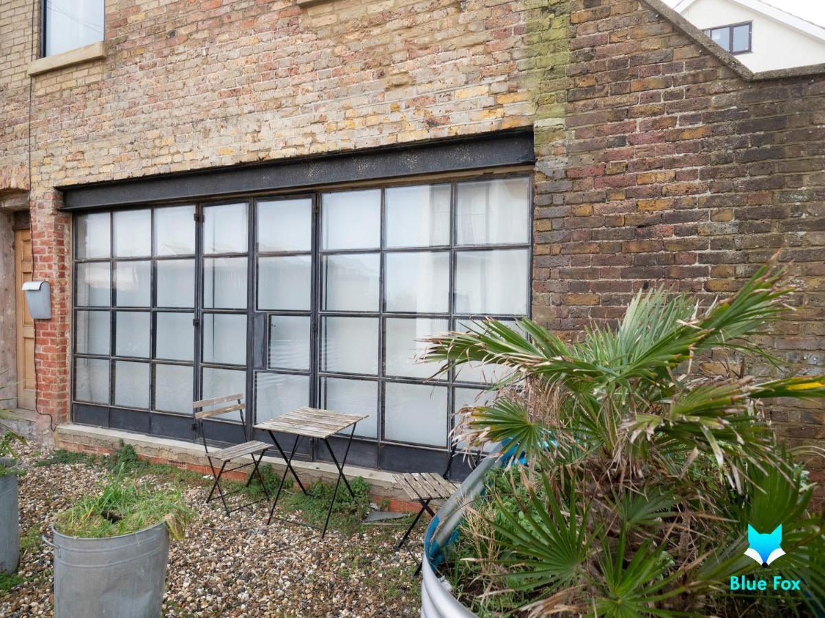Host & - Cliftonville Mews